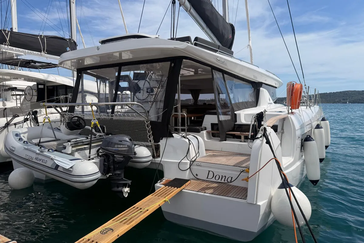 Dona, a Lagoon 43 catamaran at Seget Donji, Croatia
