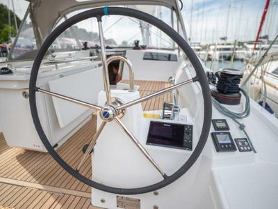 Cockpit of Keiki, a Beneteau Oceanis 40.1 sailboat at Općina Medulin, Croatia