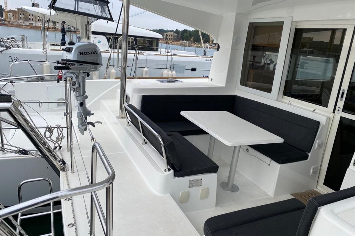 Deck of NIRVANA, a Lagoon 39 catamaran at Grad Pula, Croatia
