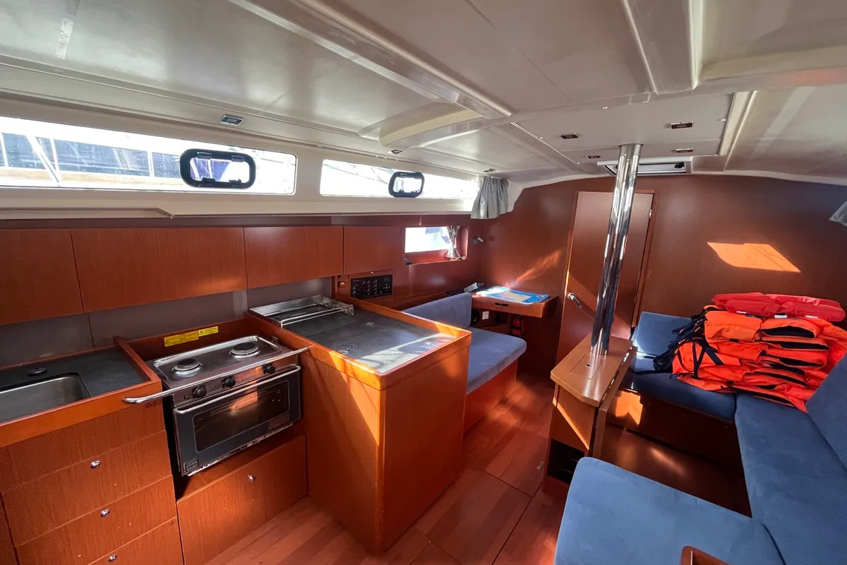 Galley of BUGA, a Beneteau Oceanis 41.1 sailboat at Općina Sukošan, Croatia