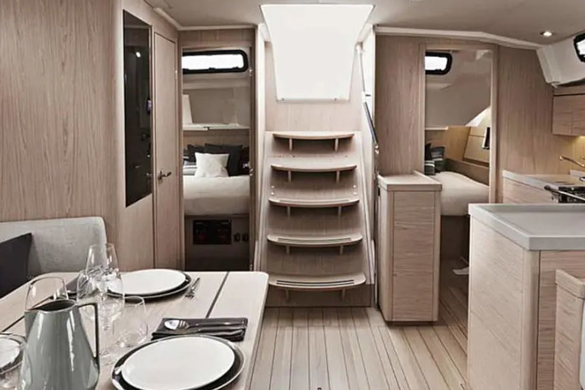 Salon of Oceanis 461/3/3 Premium, a Beneteau Oceanis 461 sailboat at Grand Anse, Grenada