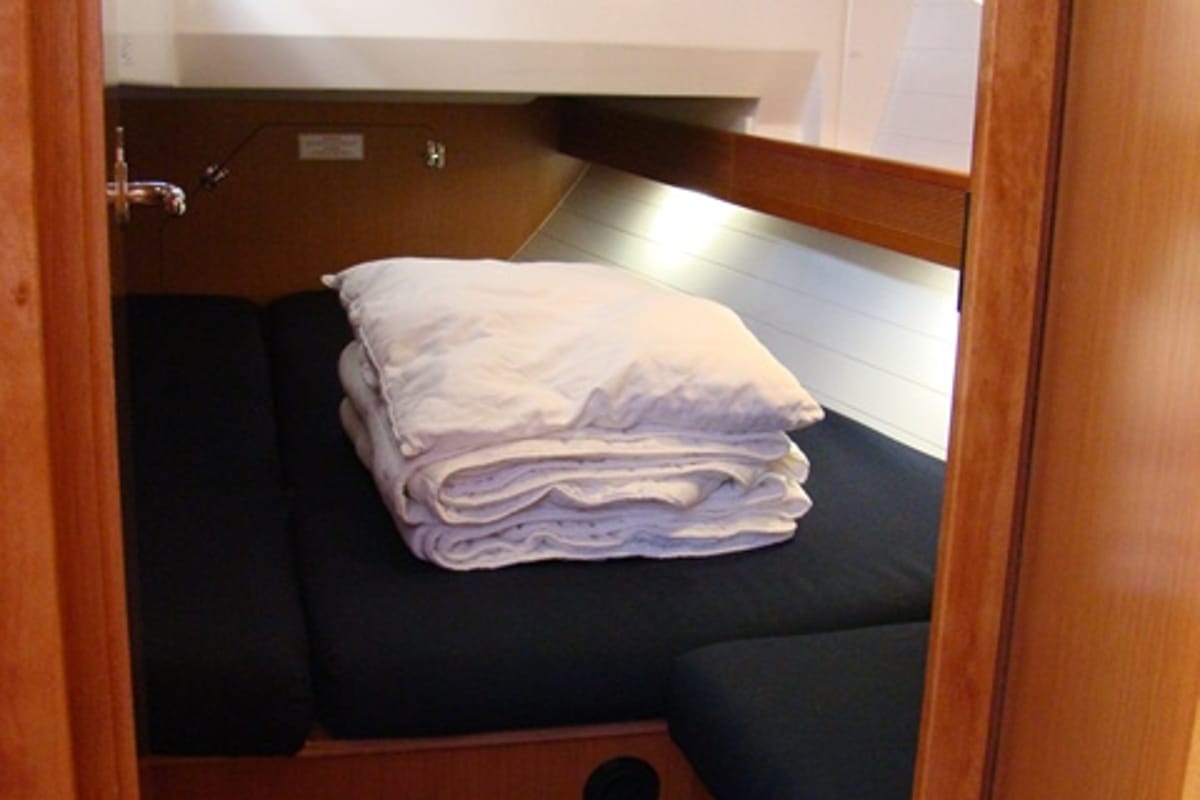 Cabin on NU GA, a Bavaria Cruiser 36 sailboat at Grad Biograd na Moru, Croatia