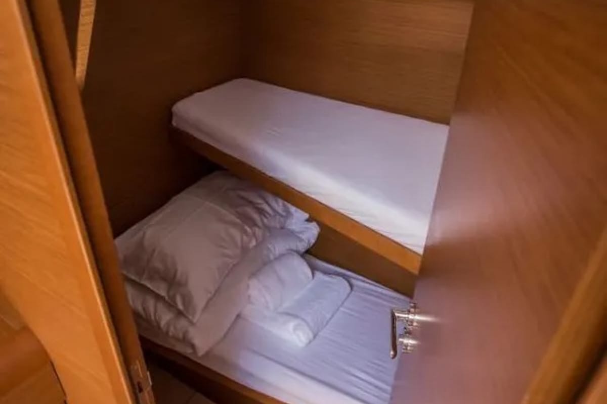Cabin on Freyja, a Jeanneau Sun Odyssey 519 sailboat at Seget Donji, Croatia