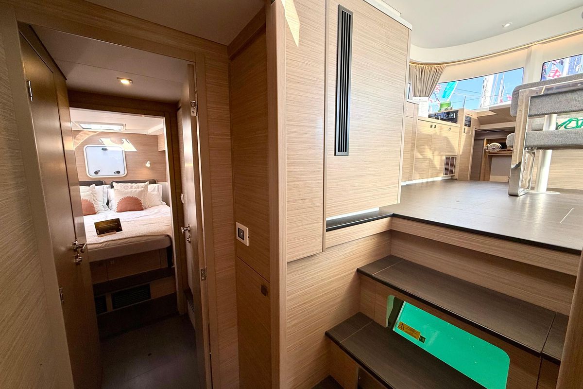 Cabin on Buongiorno principessa, a Lagoon 43 catamaran at Salerno, Italy