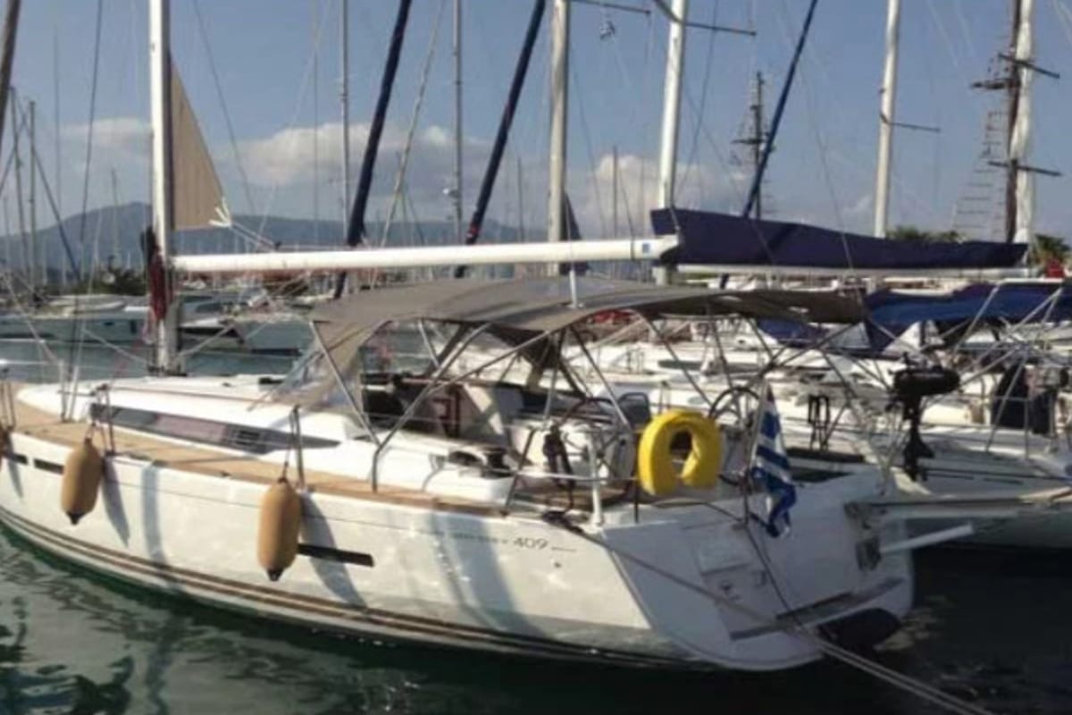 Exterior view of Korinne, a Jeanneau Sun Odyssey 409 sailboat at Kontokali, Greece