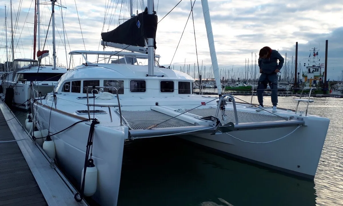 BUTTERFLY, a Lagoon Lagoon 380 catamaran at Parikia, Greece