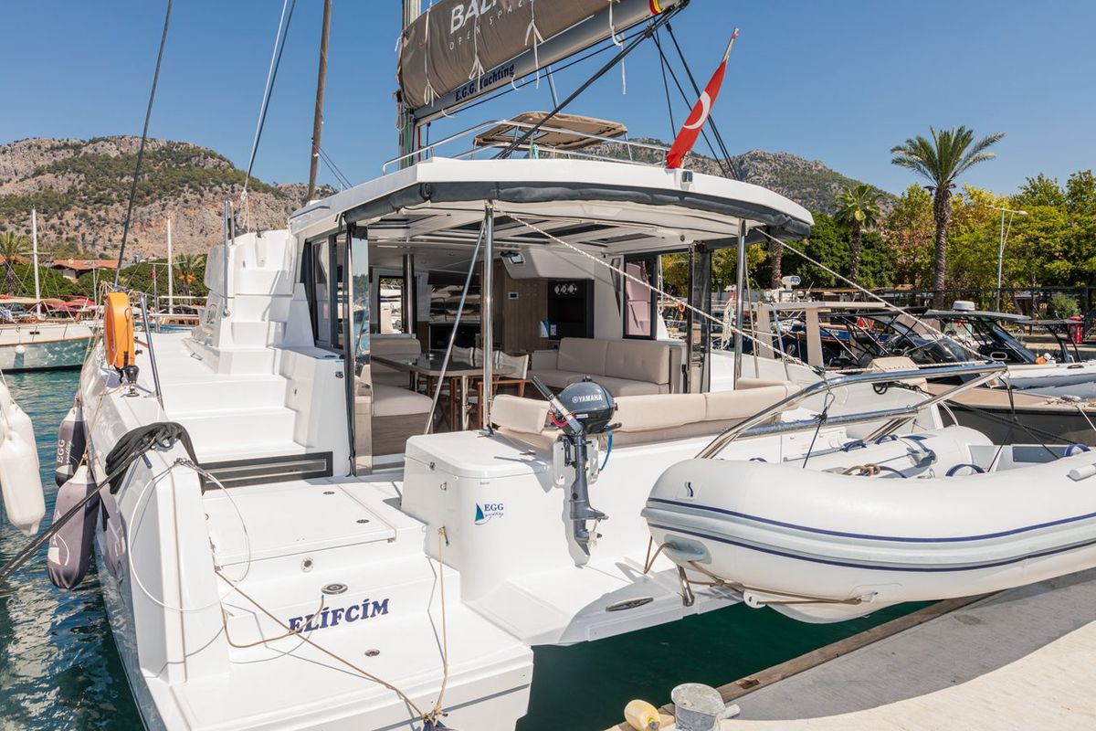 Exterior view of Elifcim, a Bali 4.2 OW catamaran at Fethiye, Turkey
