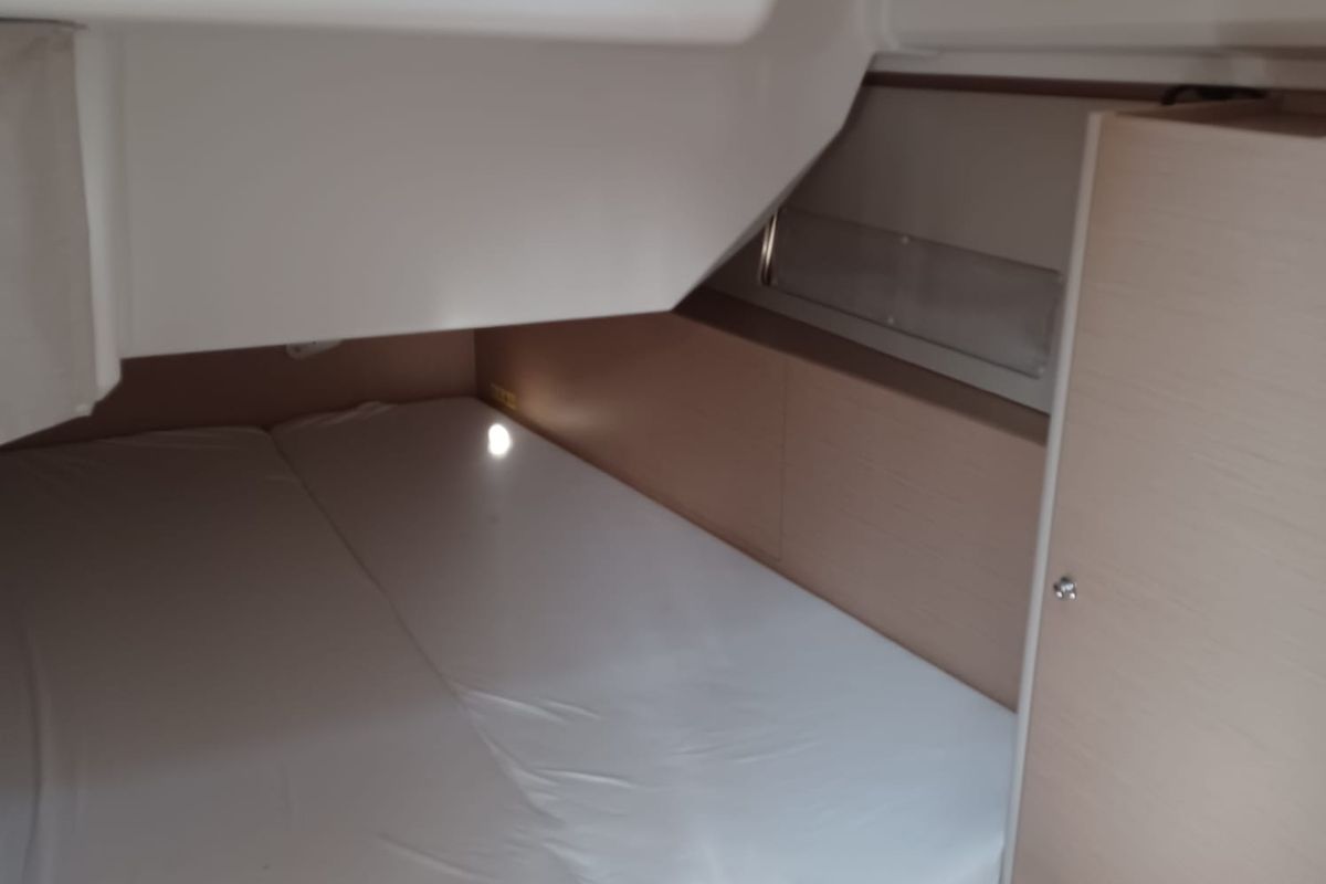 Cabin on Elisa, a Beneteau Oceanis 40.1 sailboat at Punat, Croatia