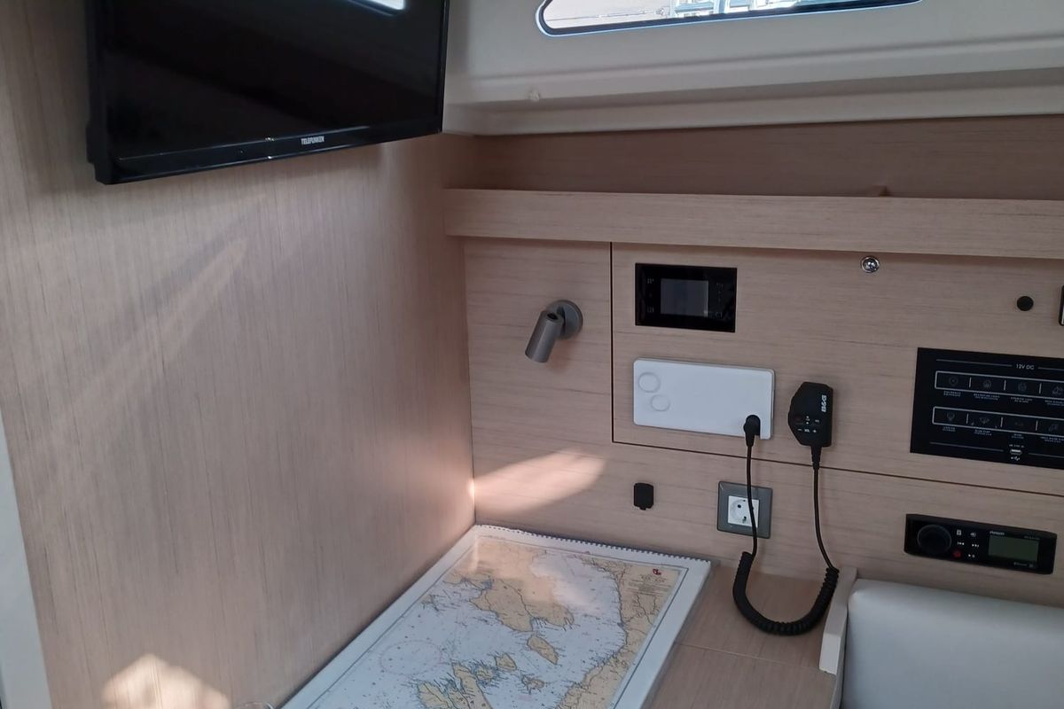 Salon of Elisa, a Beneteau Oceanis 40.1 sailboat at Punat, Croatia