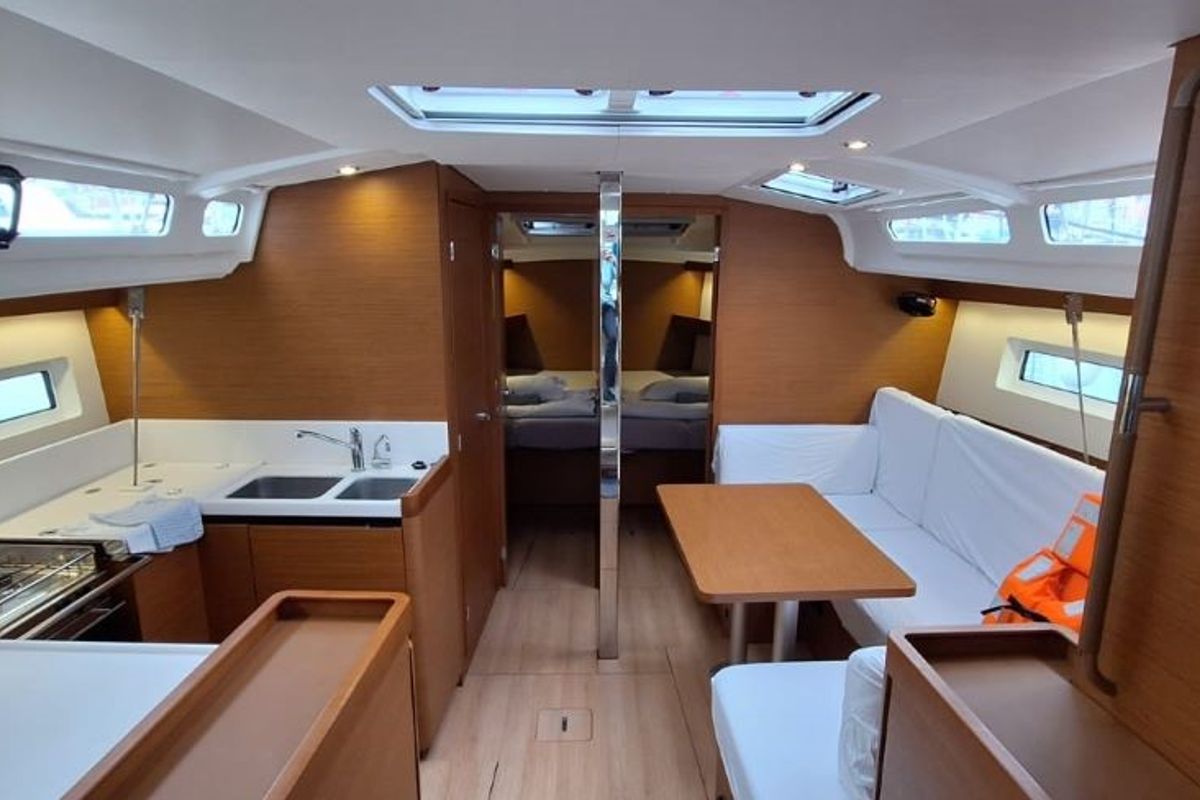 Salon of Soyka, a Jeanneau Sun Odyssey 440 sailboat at Grad Šibenik, Croatia