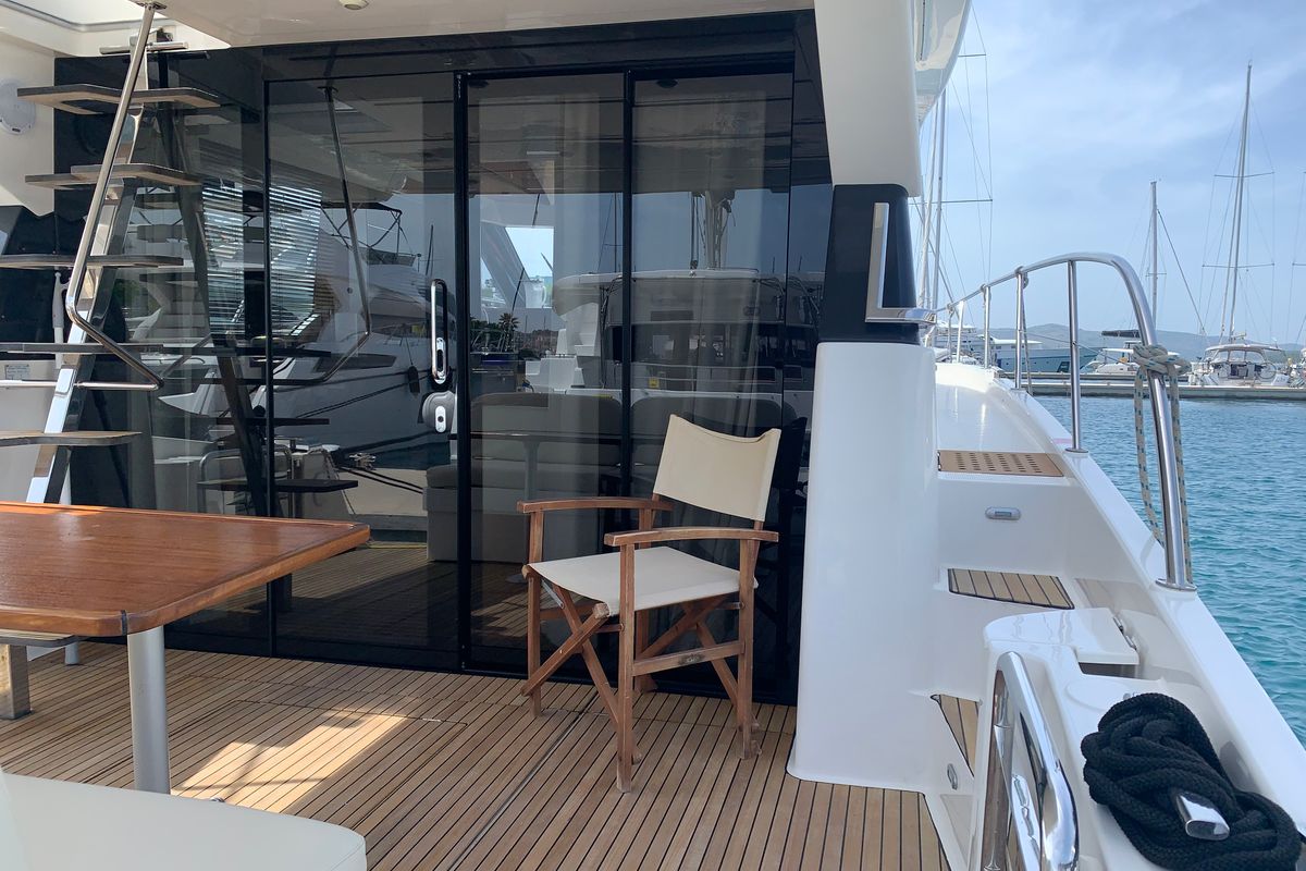 Deck of Sunrise, a Bavaria Virtess 420 Fly motorboat at Grad Trogir, Croatia
