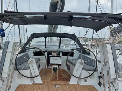 Cockpit of Polynoe, a Hanse Yachts Hanse 418 sailboat at Lavrion - Olympic Marine
