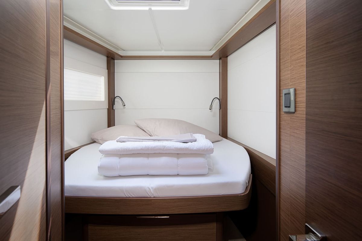 Cabin on Long Island, a Lagoon 46 catamaran at Općina Medulin, Croatia
