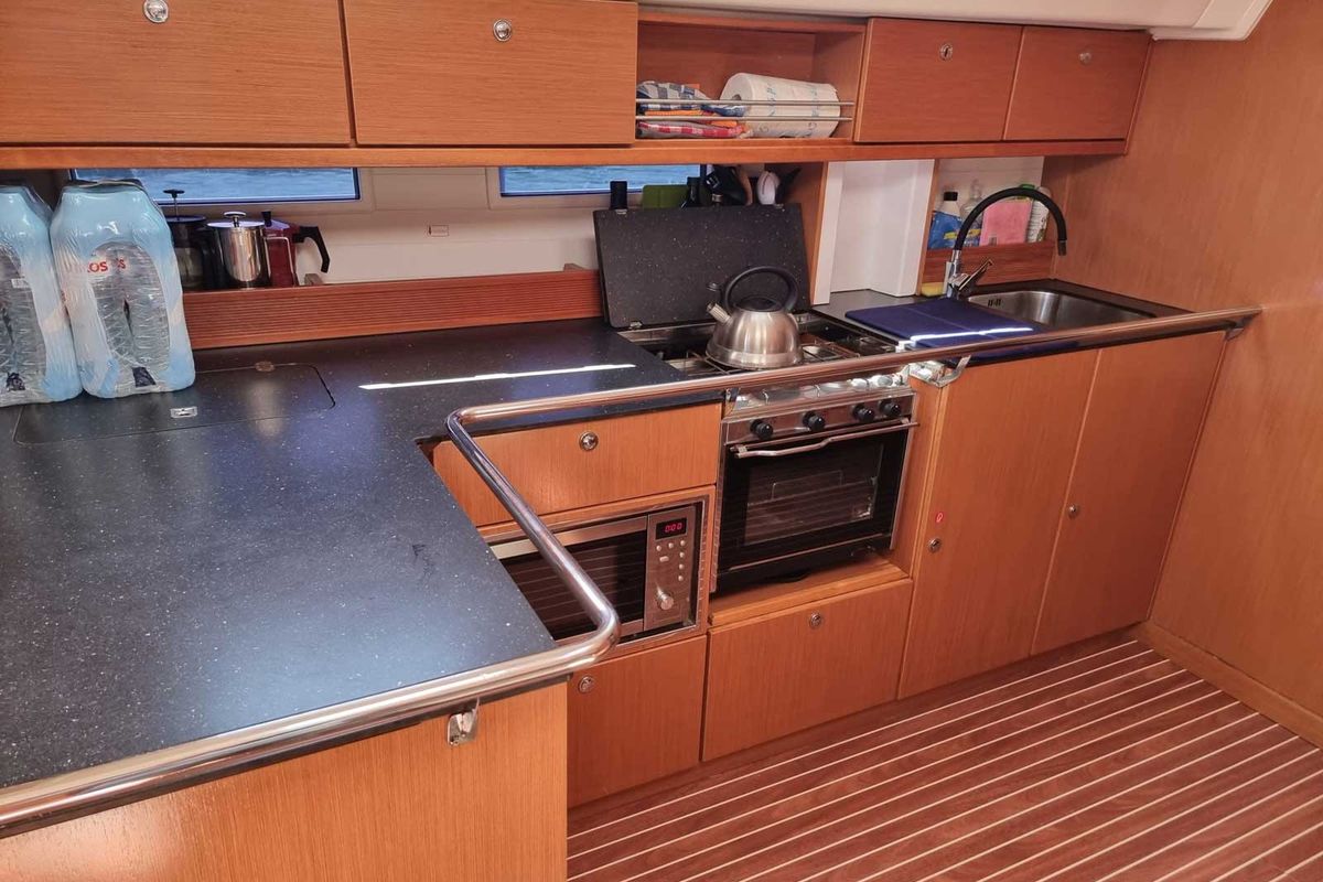 Galley of Fleurie, a Bavaria 45 Cruiser sailboat at Gouvia, Greece