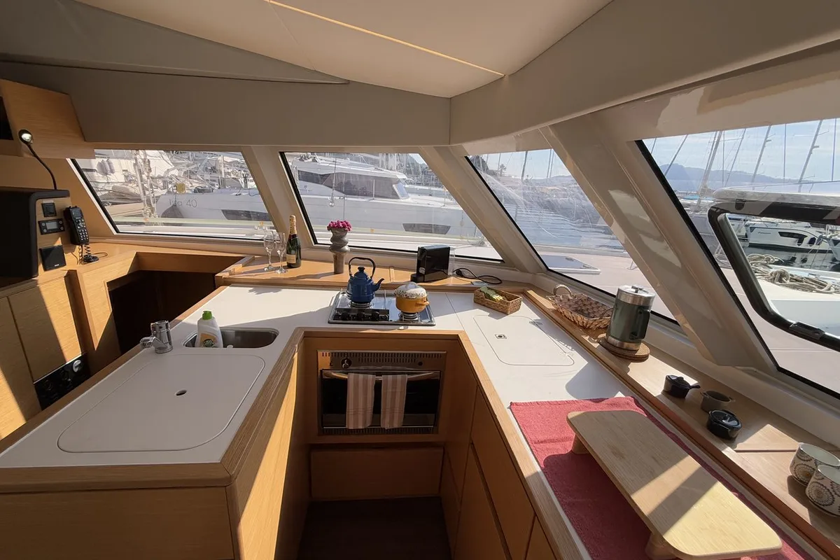 Galley of Daria 2, a Nautitech Rochefort Nautitech 46 Fly catamaran at Marmaris, Turkey