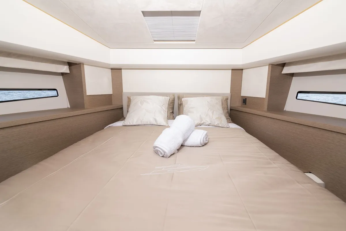 Cabin on Adudu 2, a Jeanneau Prestige 460 Fly yacht at Dubrovnik, Croatia