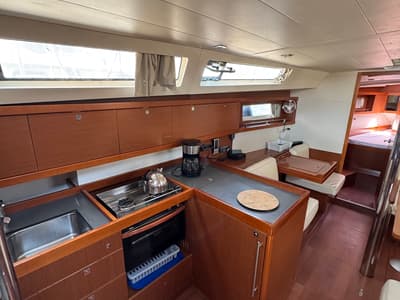Galley of Fata Morgana, a Beneteau Oceanis 41 sailboat at Kos, Greece