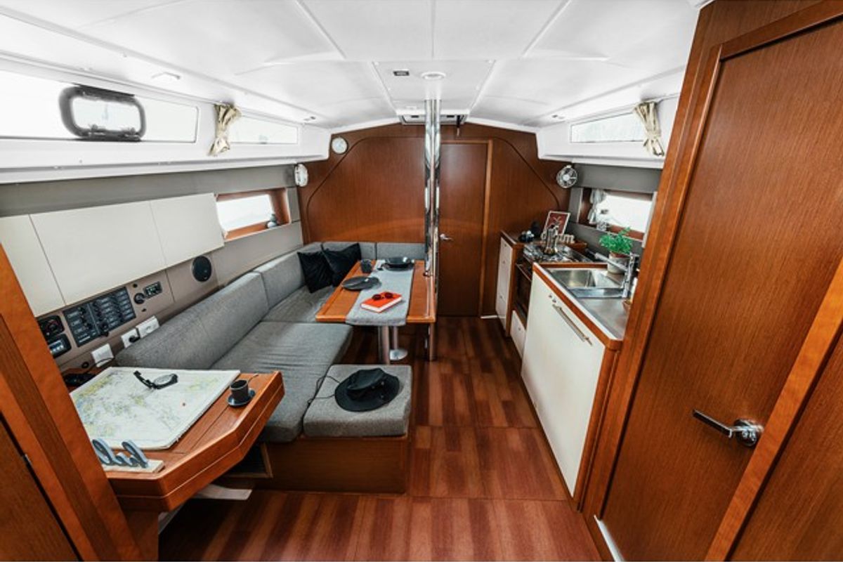 Salon of HAPPY, a Beneteau Oceanis 38 sailboat at Grad Šibenik, Croatia
