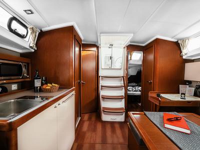 Galley of HAPPY, a Beneteau Oceanis 38 sailboat at Grad Šibenik, Croatia