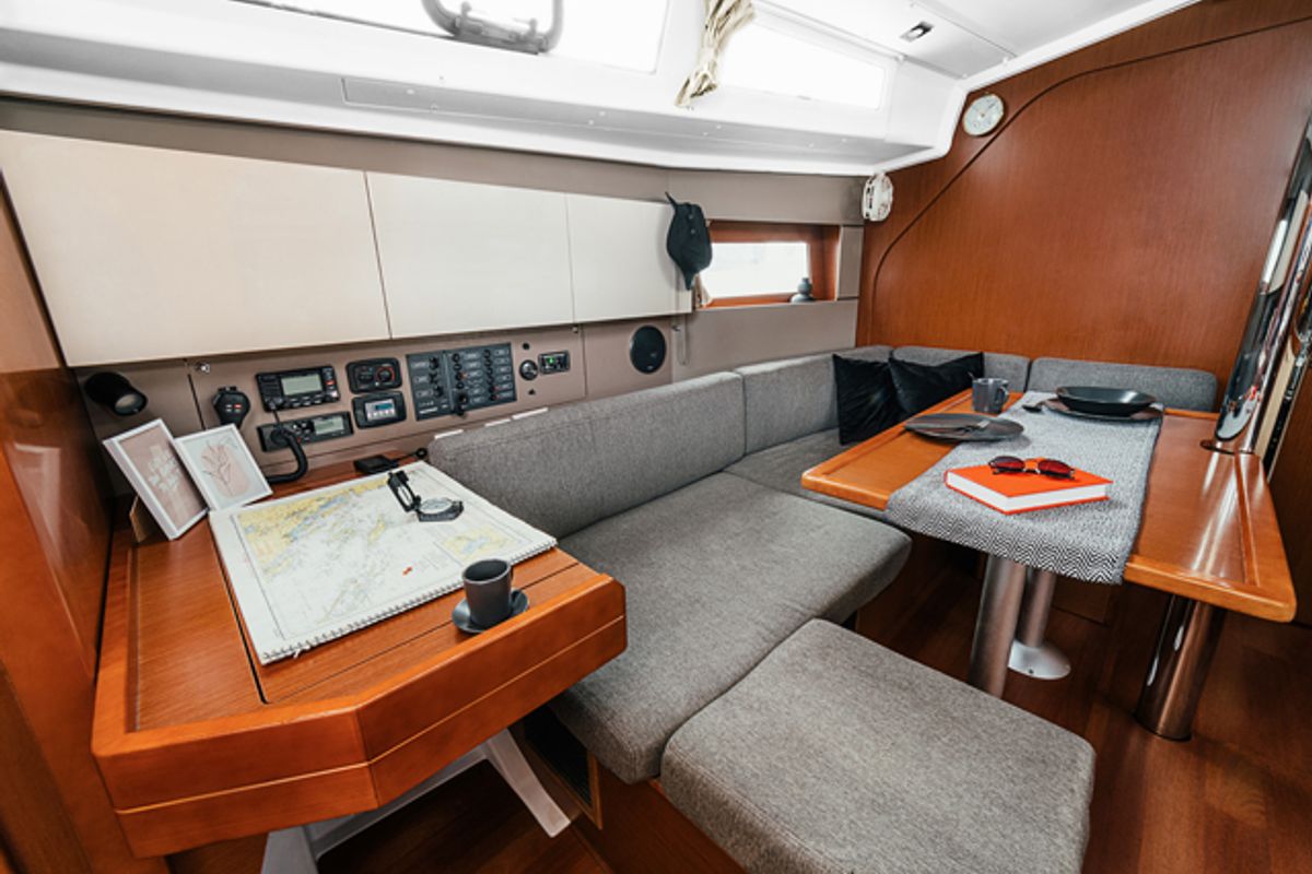 Salon of HAPPY, a Beneteau Oceanis 38 sailboat at Grad Šibenik, Croatia