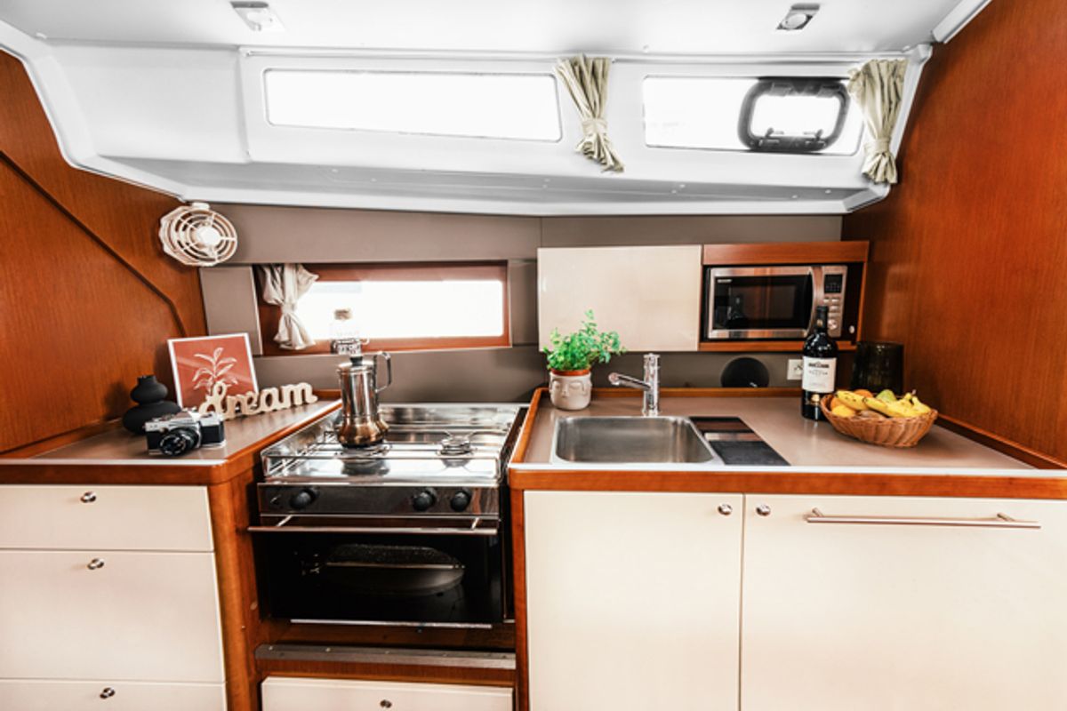 Galley of HAPPY, a Beneteau Oceanis 38 sailboat at Grad Šibenik, Croatia