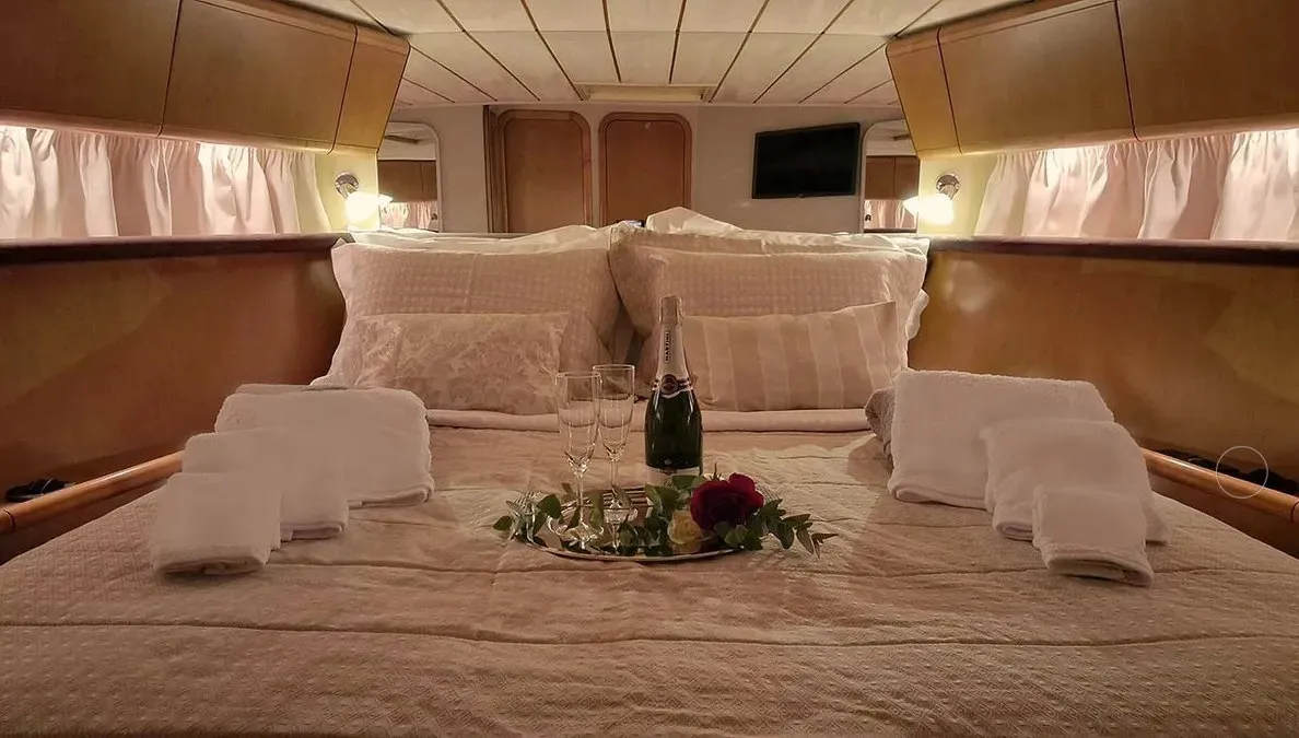 BLUE DREAM, a Ferretti Ferretti 52 yacht at Piraeus, Greece