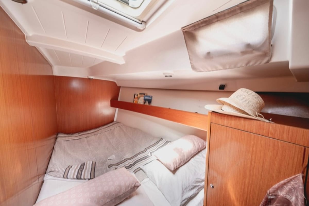 Salon of Zorba Cabin 1, a Beneteau Cyclades 50.5 sailboat at Aegina, Greece