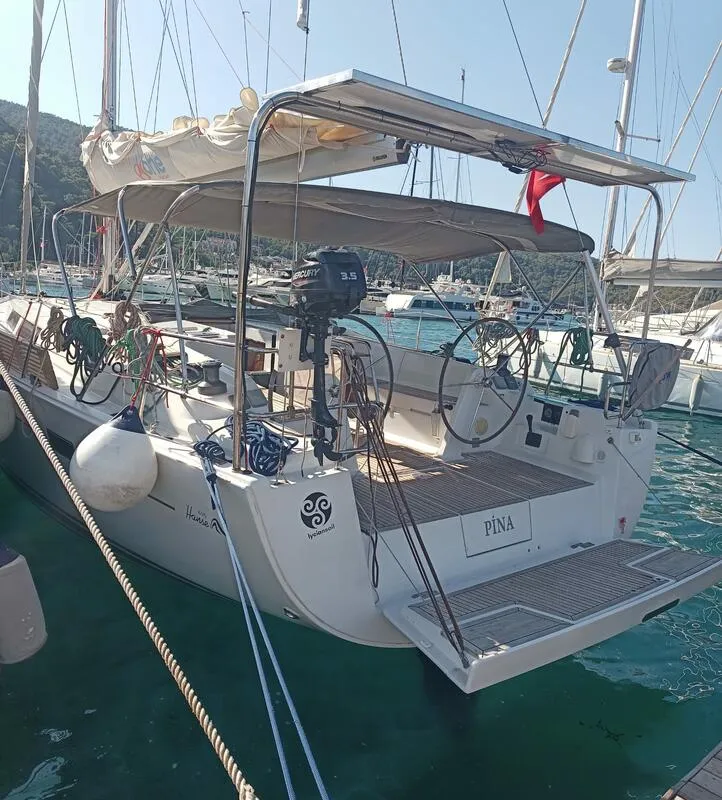 Cockpit of Pina, a Hanse Yachts Hanse 445 sailboat at Fethiye, Turkey