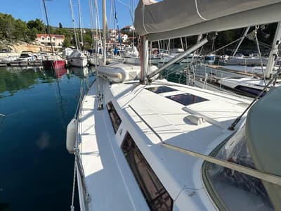 Deck of Mara, a Hanse Yachts Hanse 400 sailboat at Seget Donji, Croatia