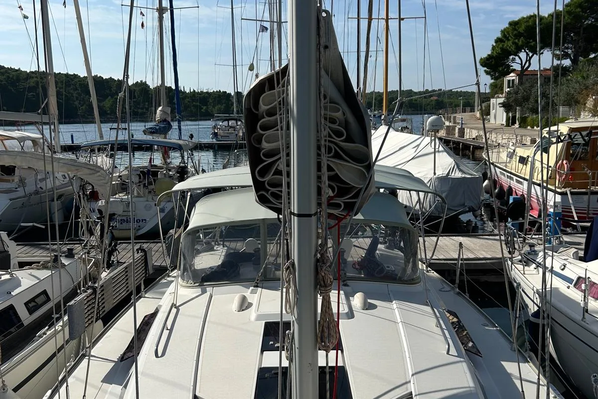 Deck of Mara, a Hanse Yachts Hanse 400 sailboat at Seget Donji, Croatia