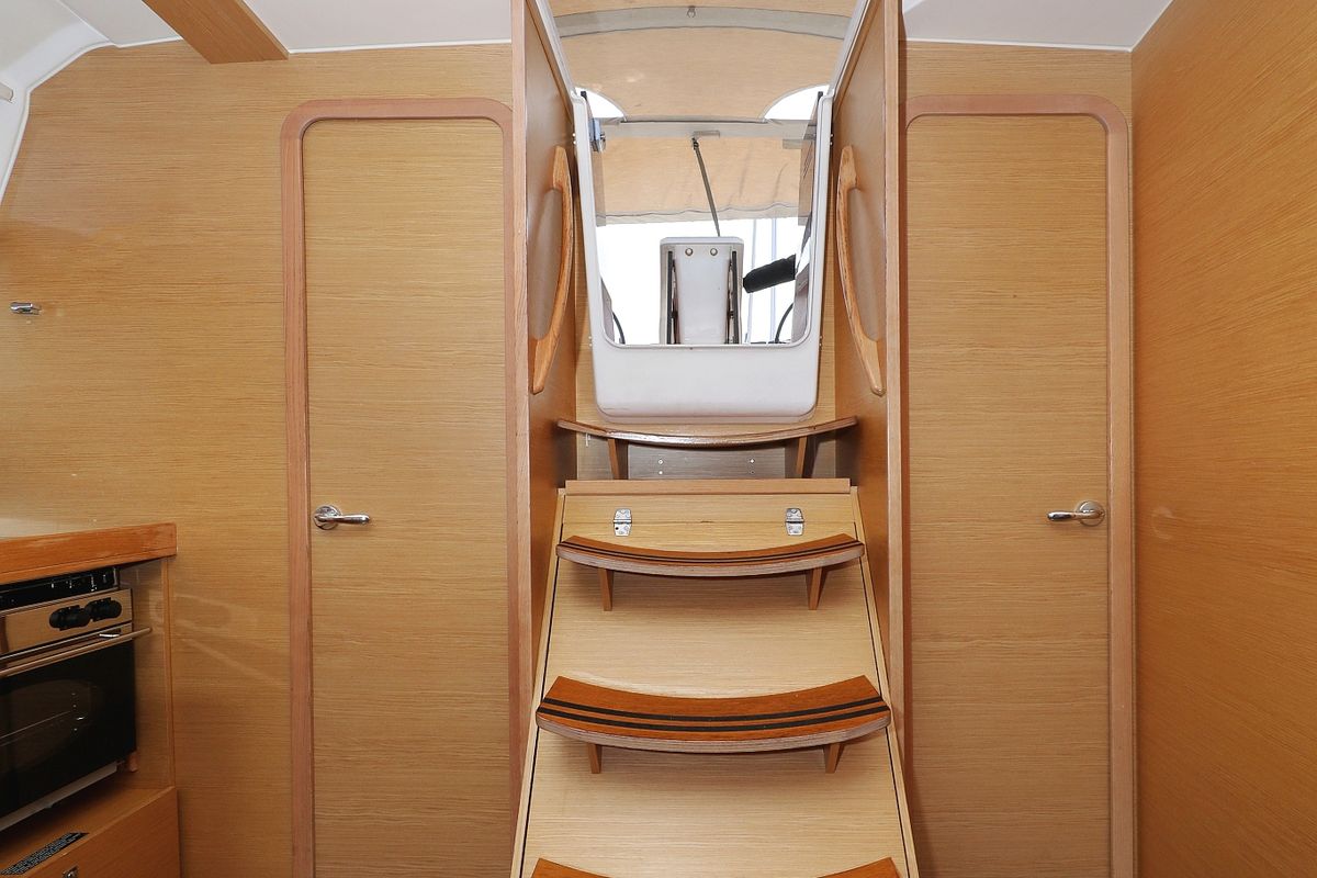 Salon of Themisto, a Dufour 412 GL sailboat at Grad Biograd na Moru, Croatia