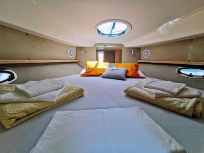 Cabin on Max 2, a Grginić jahte Mirakul 30 motorboat at Općina Sukošan, Croatia