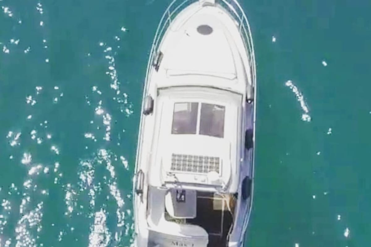 Max 2, a Grginić jahte Mirakul 30 motorboat at Općina Sukošan, Croatia