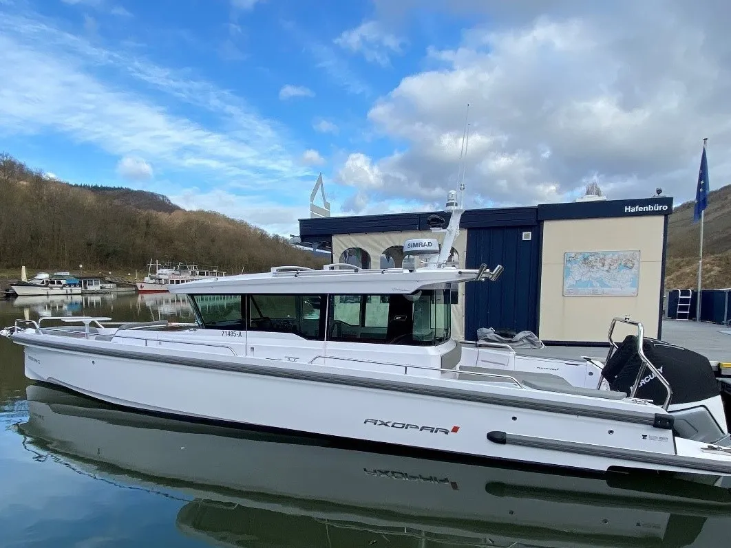 Exterior view of AMA, a Axopar 37 XC Cross Cabin motorboat at Municipality of Kalamata, Greece