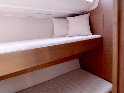 Cabin on Noah - Water maker, Solar Panel, a Dufour 430 sailboat at Cannigione, Italy