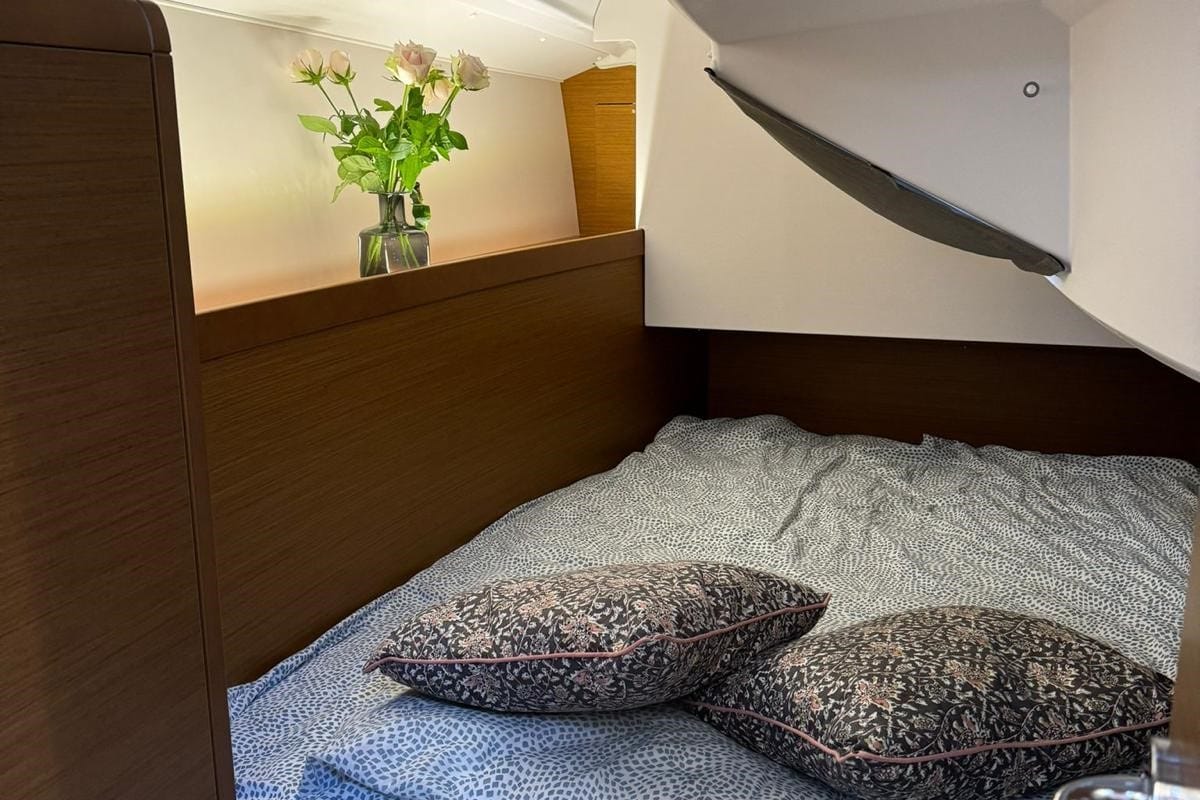 Cabin on Joy Division, a Jeanneau Sun Odyssey 349 sailboat at Grad Biograd na Moru, Croatia