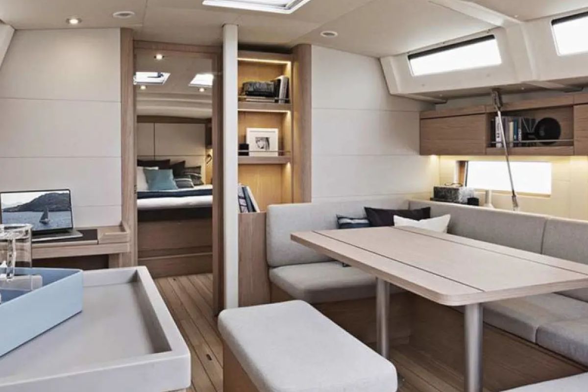 Salon of Oceanis 461/3/3 Premium, a Beneteau Oceanis 461 sailboat at Road Town, British Virgin Islands
