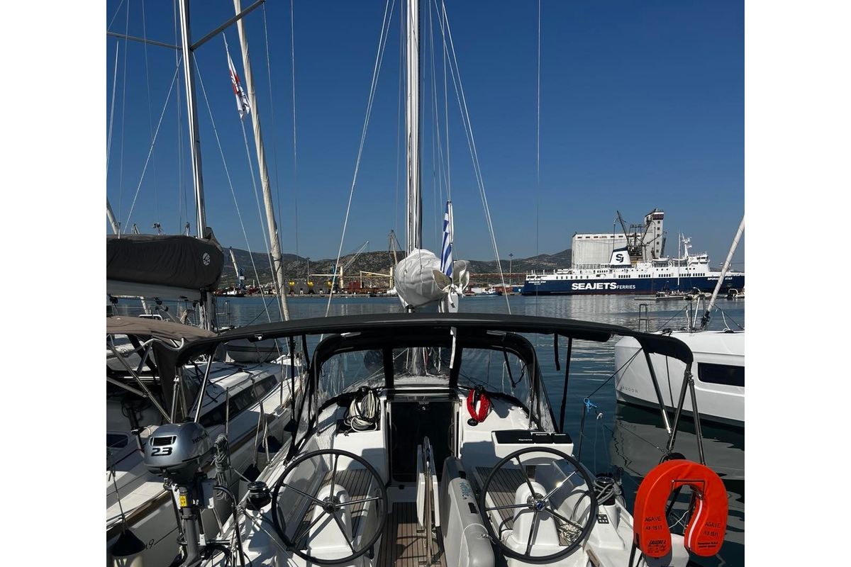 Cockpit of Agavi, a Beneteau Oceanis 30.1 sailboat at Volos Municipality, Greece