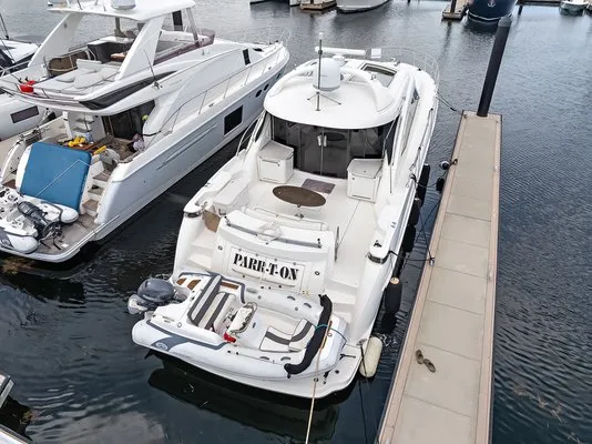 Exterior view of Parr T On, a Sea Ray Boats Sea Ray 60 Sundancer motorboat at Stock Island, United States