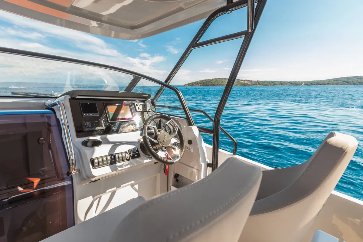 Deck of Ryck 280, a Ryck Yachts Ryck 280 motorboat at Grad Trogir, Croatia
