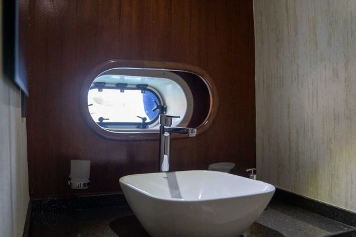 Head on Queen D., a Custom Made Queen D. yacht at Bodrum, Turkey