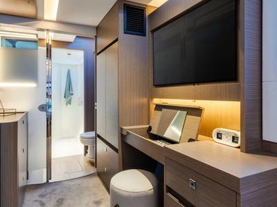Moorings 5200 Exclusive Plus
