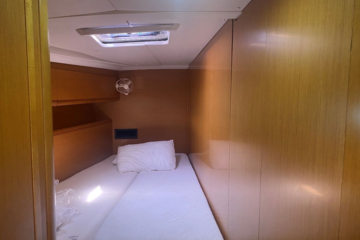 Cabin on Agios Nikolaos , a Jeanneau 53 sailboat at Municipal Unit of Lefkada, Greece