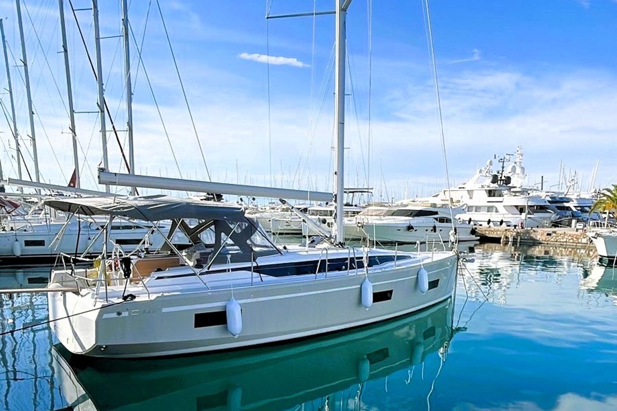 Exterior view of CHRISTOS, a Bavaria C42 sailboat at Athens, Greece