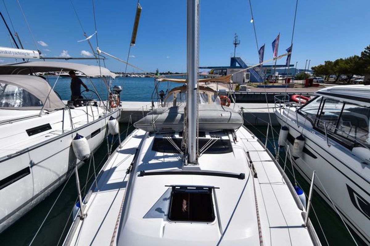 Exterior view of Pape, a Dufour 350 GL sailboat at Općina Sukošan, Croatia