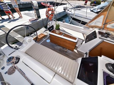Galley of Pape, a Dufour 350 GL sailboat at Općina Sukošan, Croatia