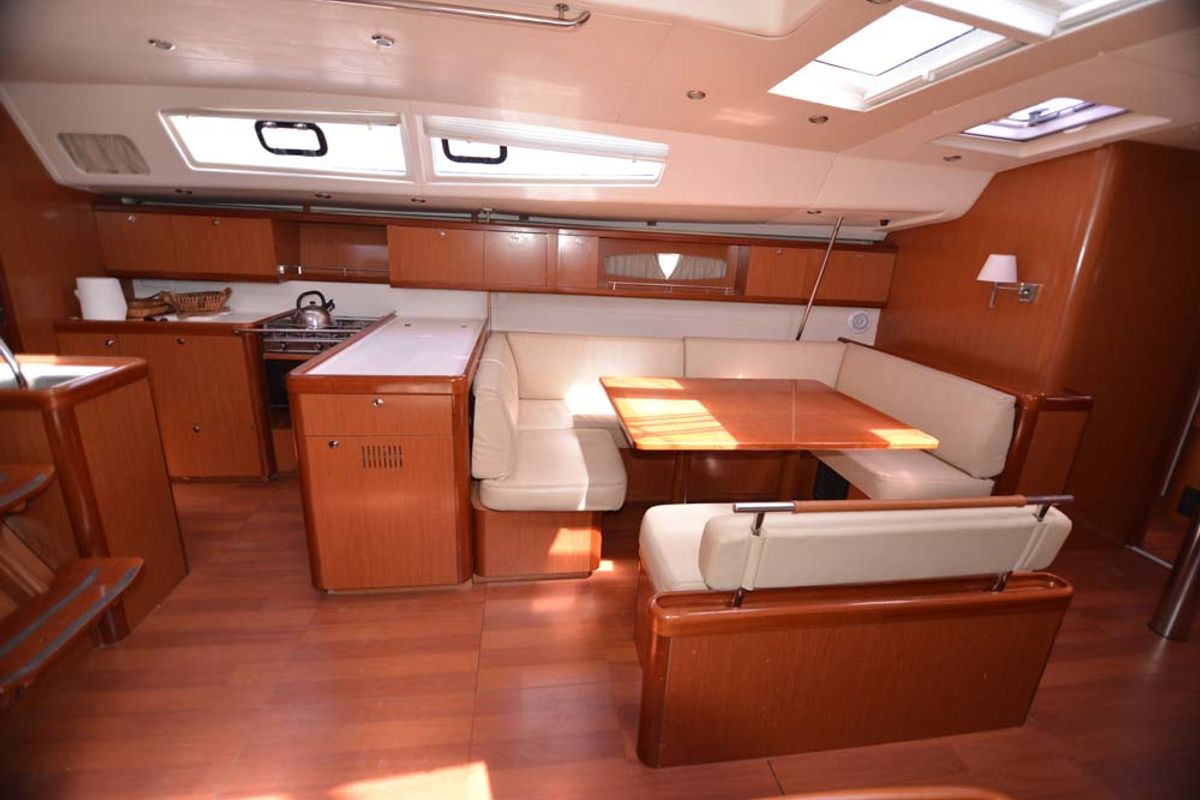 Salon of Captain John, a Beneteau Oceanis 54 sailboat at Salamina Municipal Unit, Greece