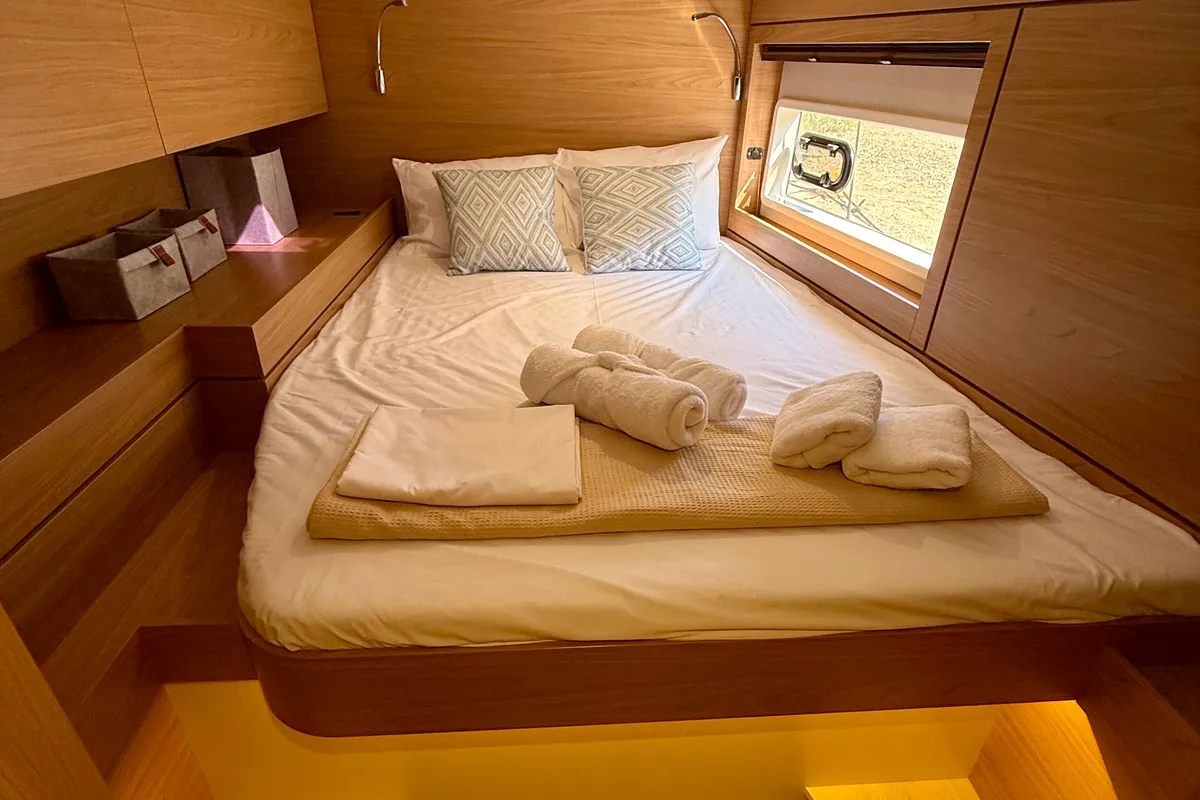 Cabin on Keysmet, a Bali 4.6 catamaran at Tourlos, Greece