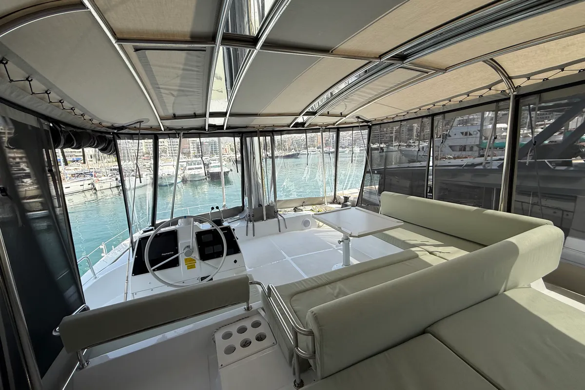 Cockpit of Keysmet, a Bali 4.6 catamaran at Tourlos, Greece