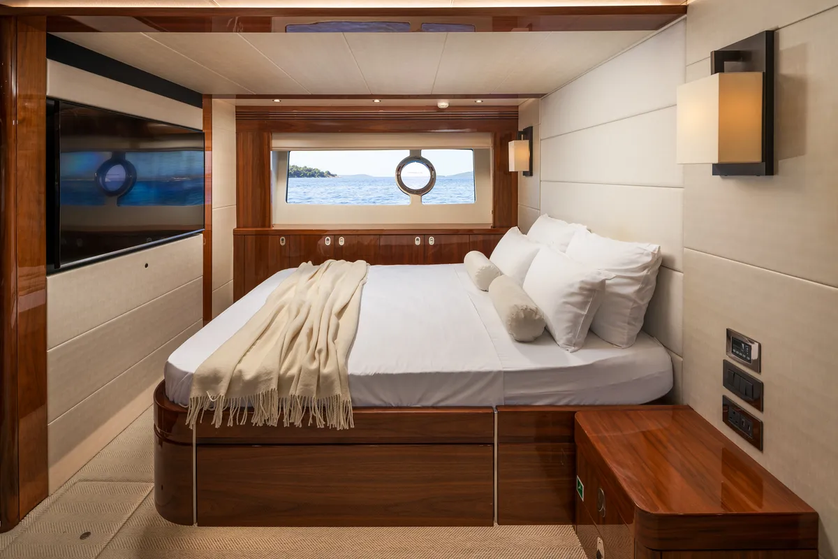 Cabin on Opal Adriatic, a Sunseeker International Sunseeker 75 yacht at Seget Donji, Croatia